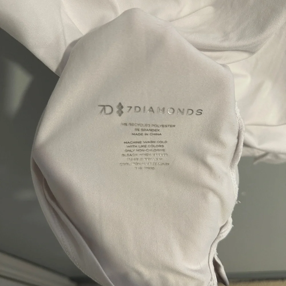 7 Diamonds Crisp White Short Sleeve Tee